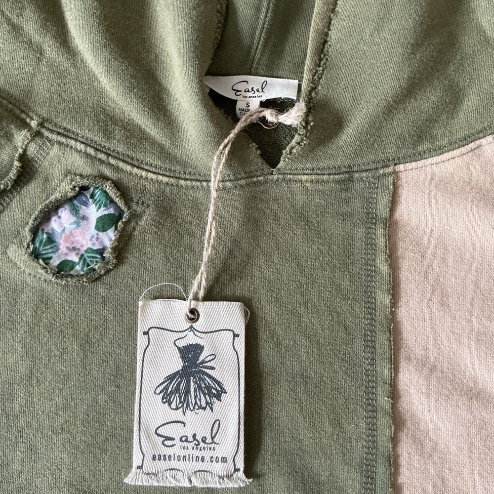 Easel Women’s Green and Cream Patchwork Hoodie - Picture 2 of 7